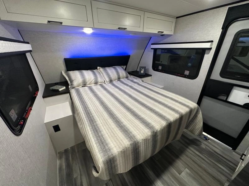Jayco Jay Feather 29rl 2027 alt