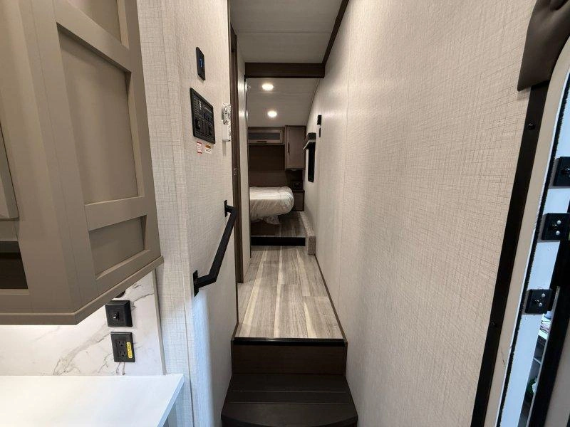 Keystone Rv Cougar 23mle 2026 alt