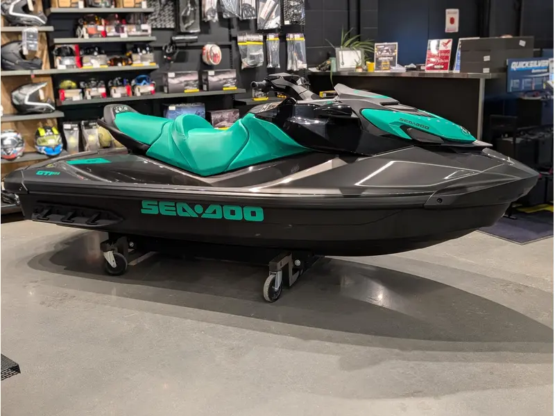 2026 Sea-Doo GTI 170 SE - Eclipse Black and Laguna Green thumbnail 4