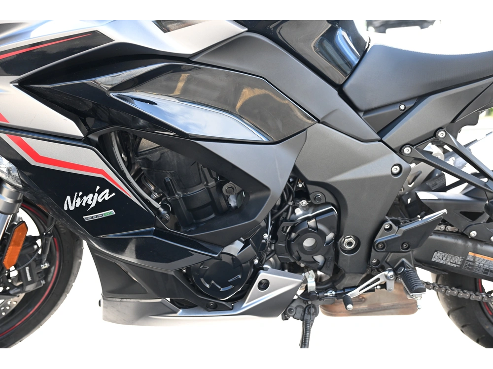 2024 Kawasaki Ninja 1000 Sx alt