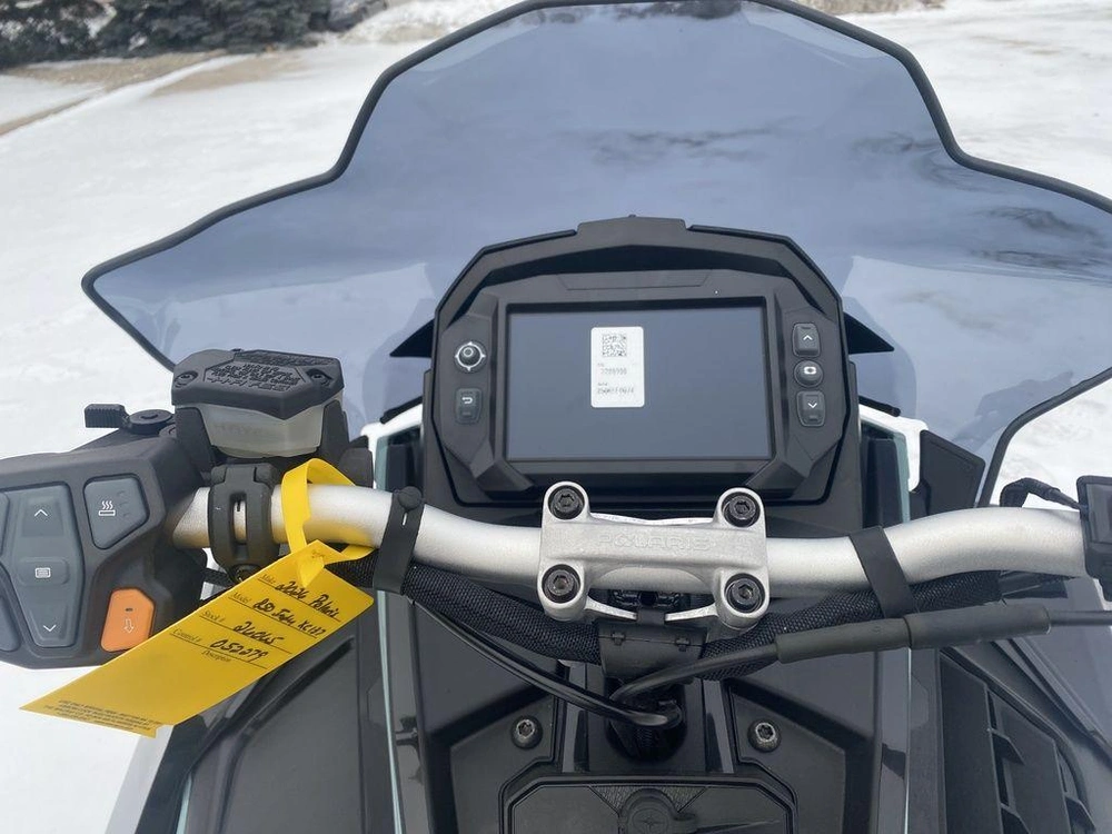 2026 Polaris 850 Indy Xc 137 Hemlock Blue / Black / Velocity Blue alt