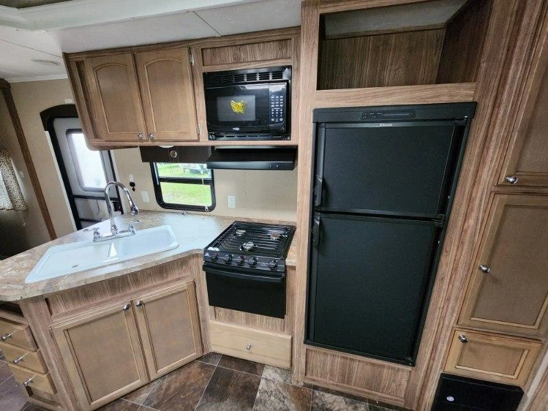Shasta Revere 26tb 2016 alt