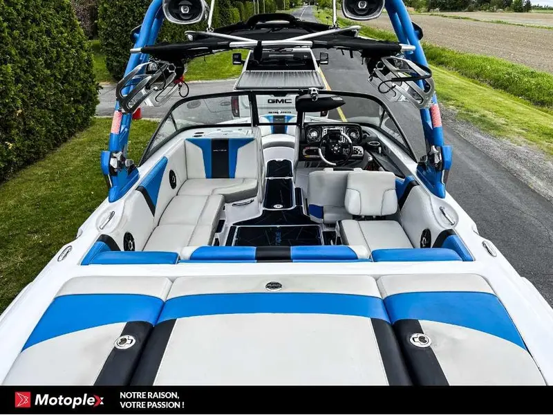2011 Nautique AIR NAUTIQUE 210 TEAM EDITION thumbnail 3