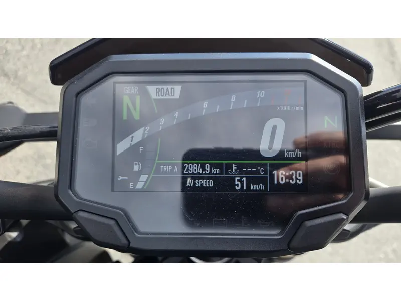 2023 Kawasaki Z900 SE thumbnail 7