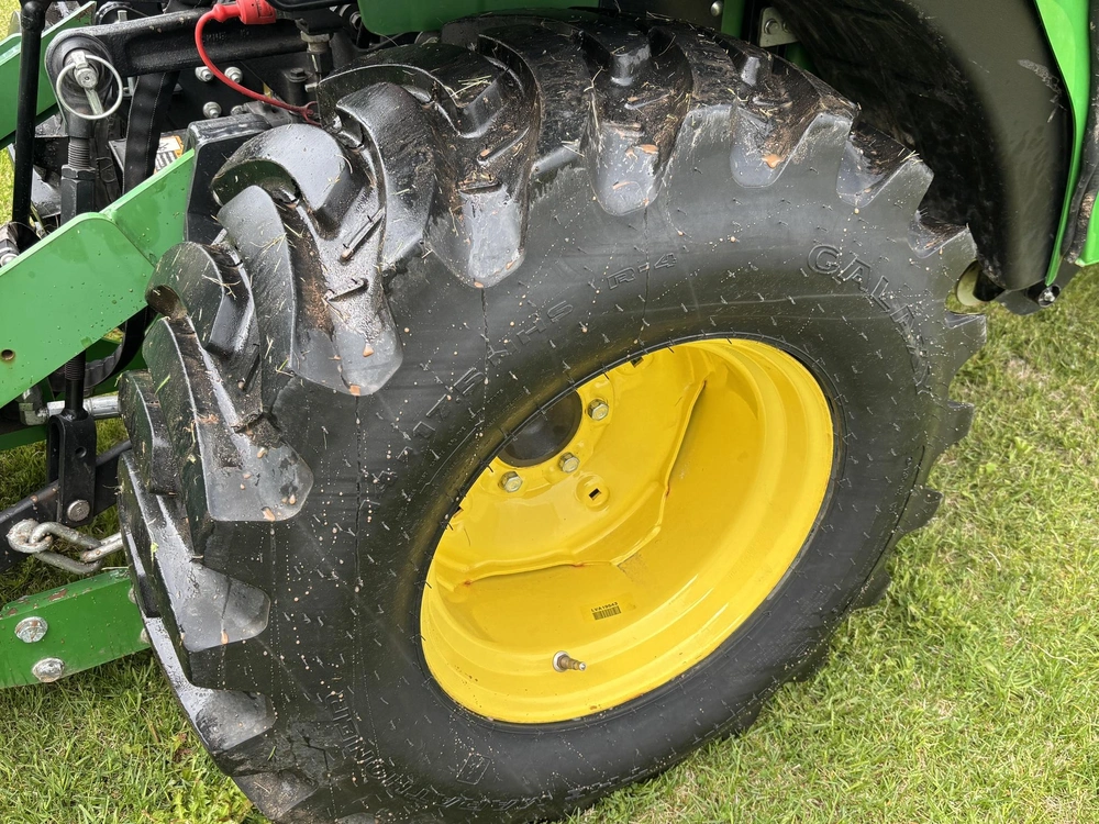 John Deere 2032r 2020 alt