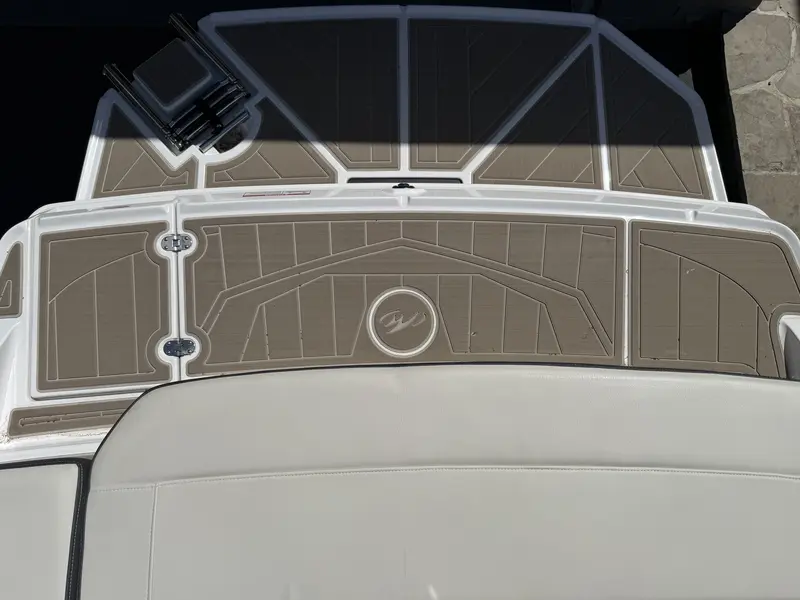2025 Monterey Boats M20 SERIES thumbnail 19