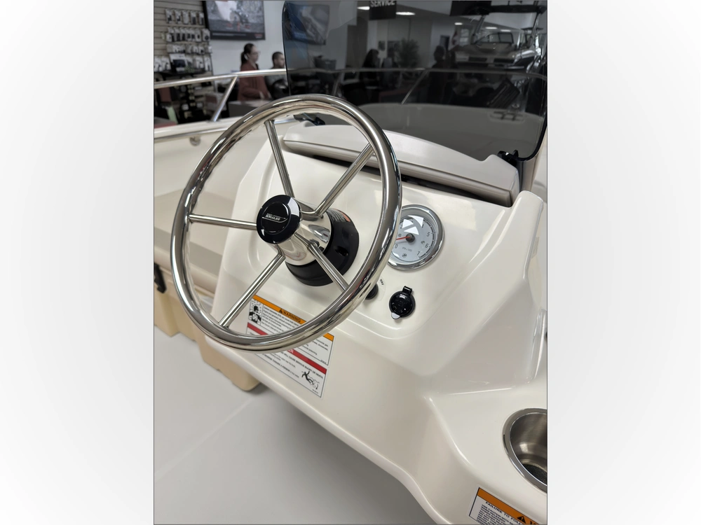 2026 Boston Whaler 160 Super Sport alt