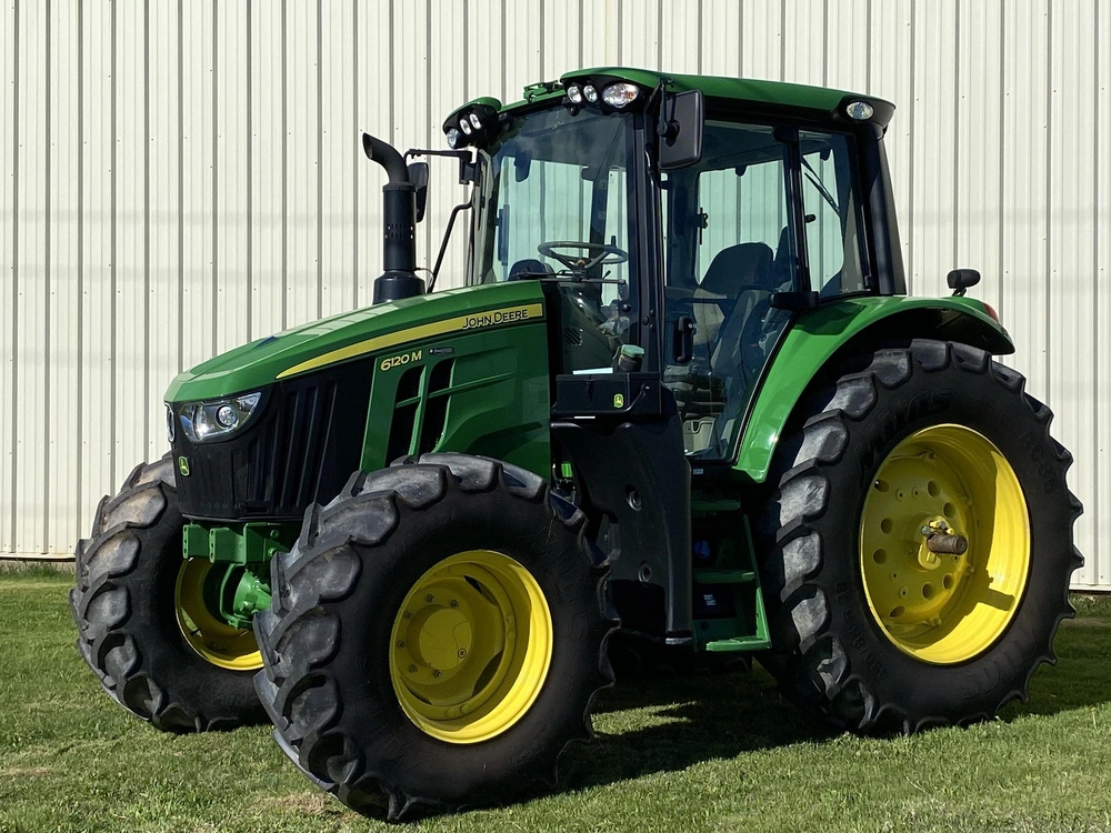 2025 John Deere 6120m alt