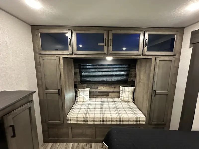 2022 Venture RV Sporttrek 272VRK thumbnail 34