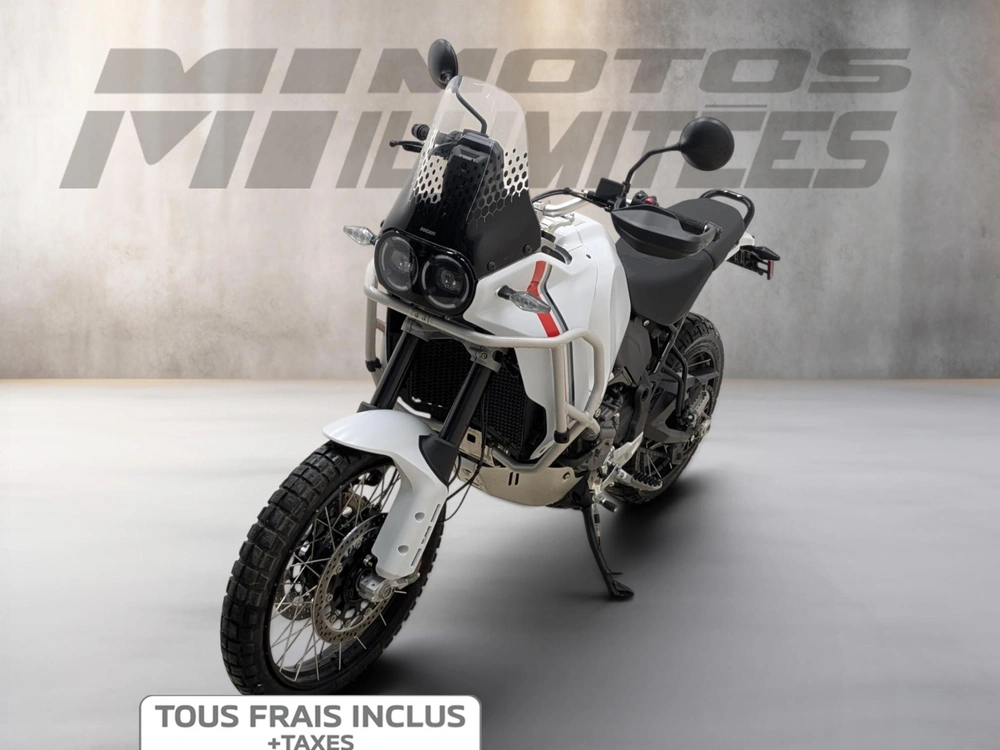 Ducati Desert X 2024 alt