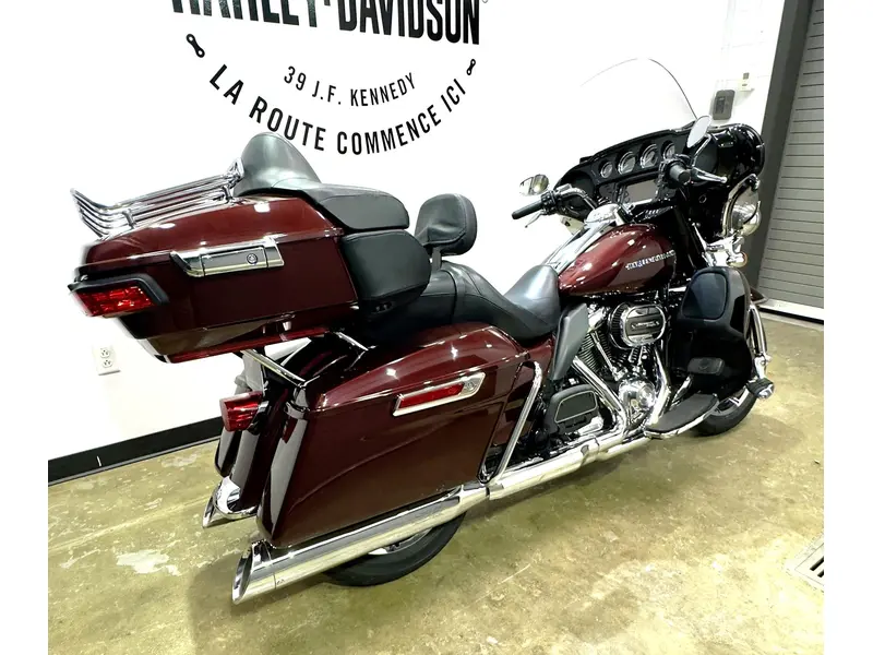 2018 Harley-Davidson ULTRA LTD FLHTK thumbnail 2