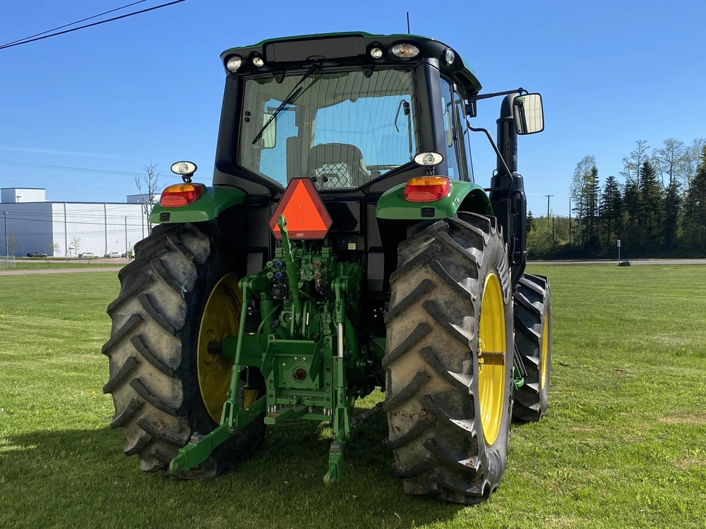 2025 John Deere 6120m alt