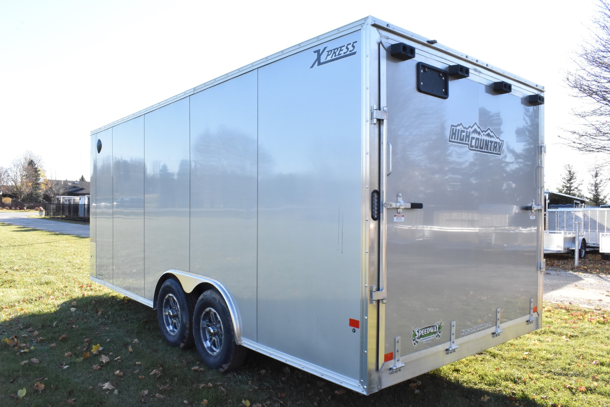 2024 Alcom Aluminum Enclosed 8.5' x 20' Tandem Axle thumbnail 3