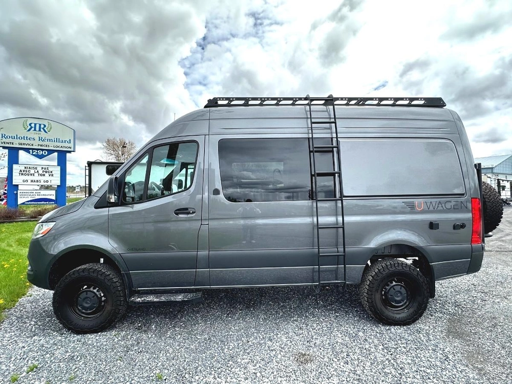 2027 Uwagen Série 4 Overland alt