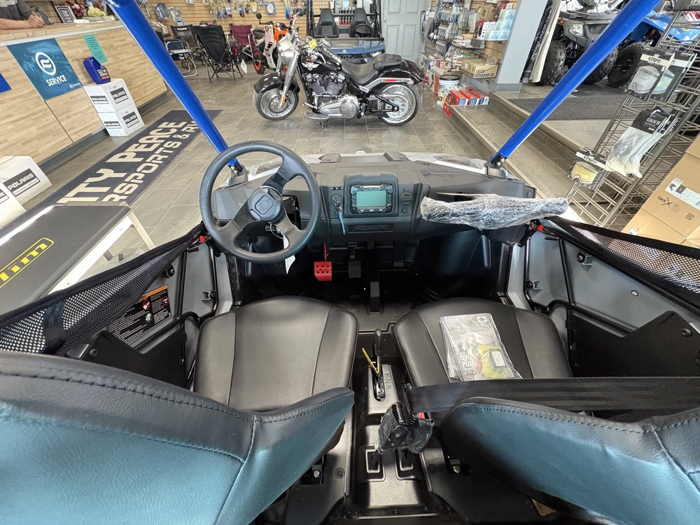 2026 Polaris Rzr 200 alt