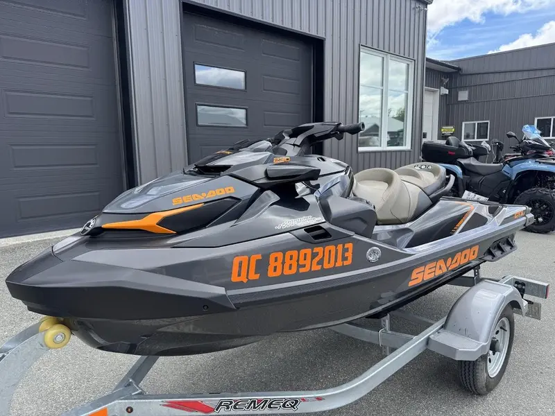 2023 Sea-Doo GTX 230 AUDIO thumbnail 3
