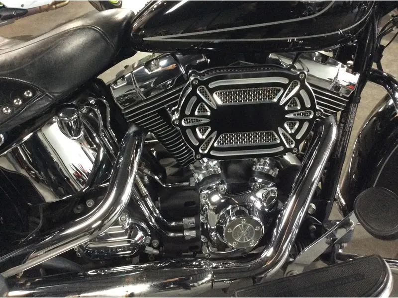 2011 Harley-Davidson Softail Heritage FLSTC Abs thumbnail 11