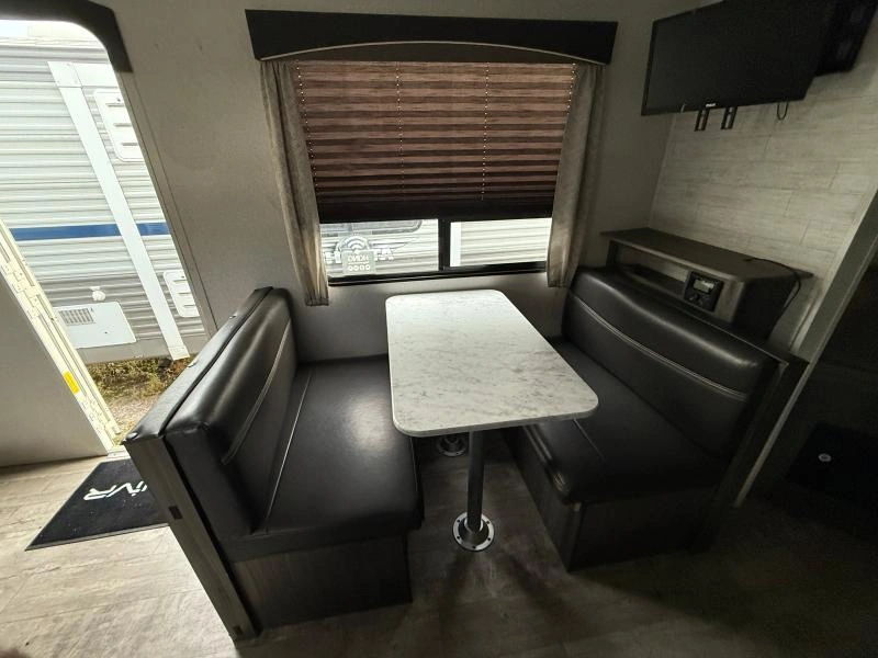 Forest River Shasta 26bh 2020 alt
