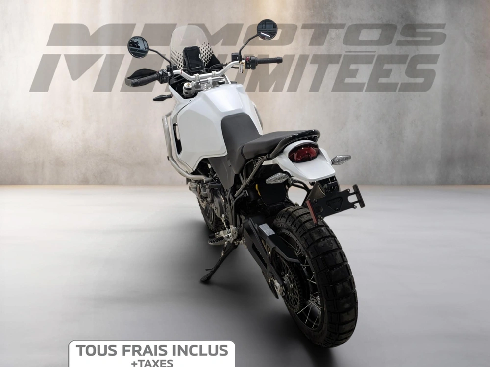 Ducati Desert X 2024 alt