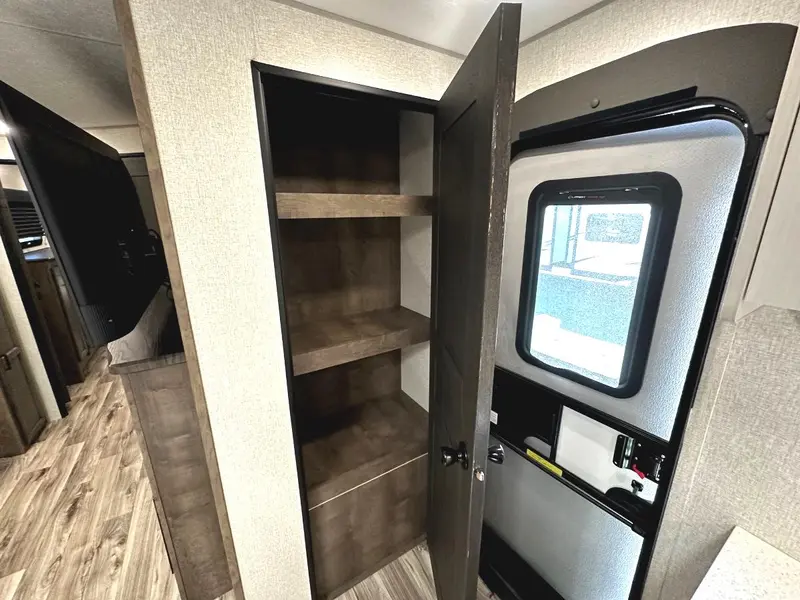 2022 Venture RV Sporttrek 272VRK thumbnail 12