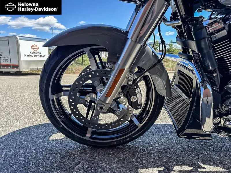 2026 Harley-Davidson FLTRX - Road Glide® thumbnail 22