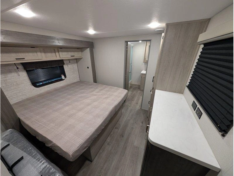 Coachmen Catalina 44condo 2026 alt