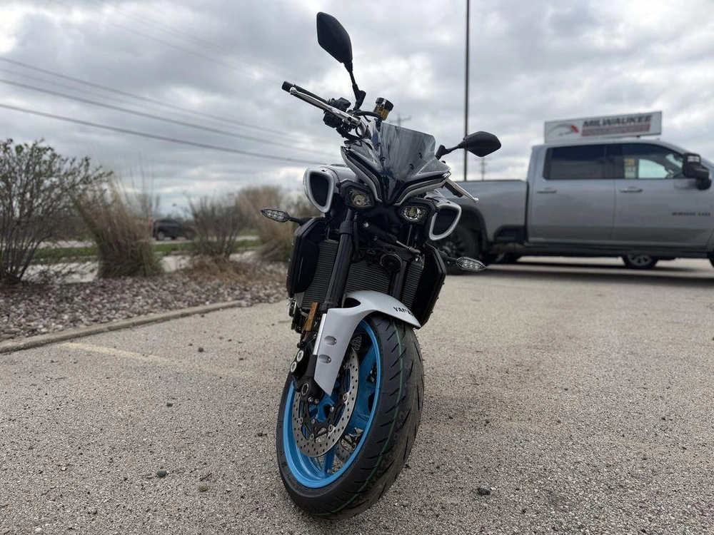 2026 Yamaha Mt-10 alt