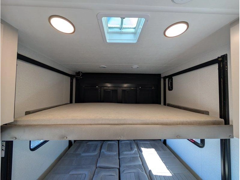 Jayco Seismic 214 2027 alt