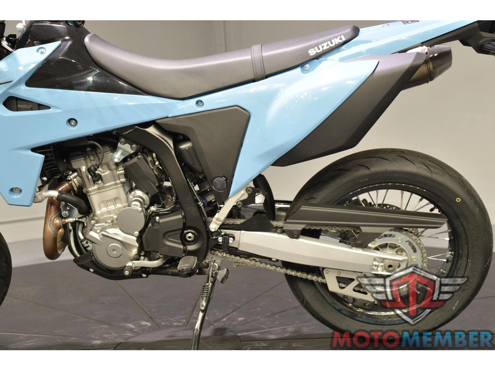 2025 Suzuki Dr-z4sm alt