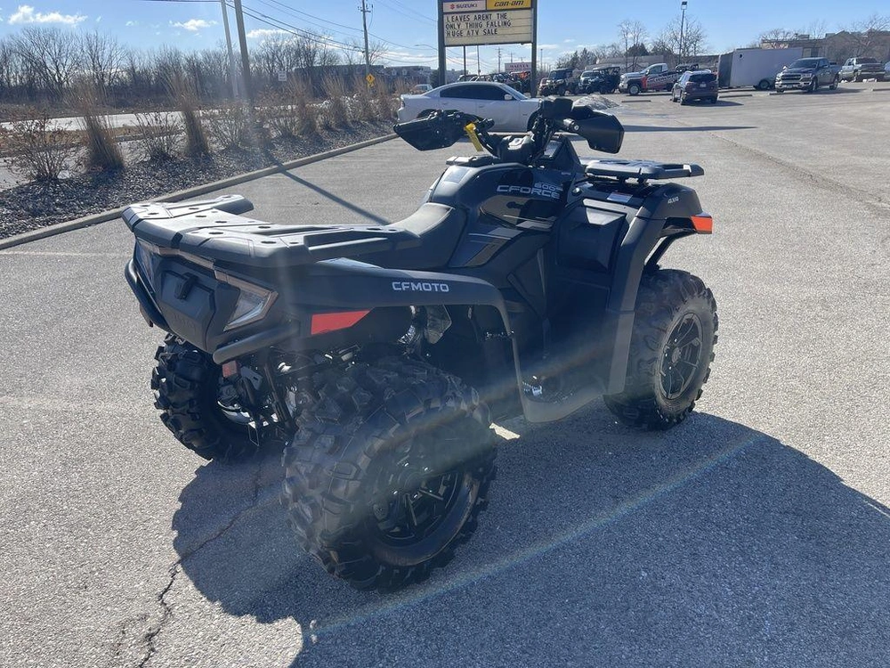 2026 Cfmoto Cforce 600 alt