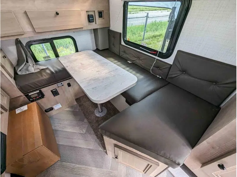 2023 Palomino Real Lite
