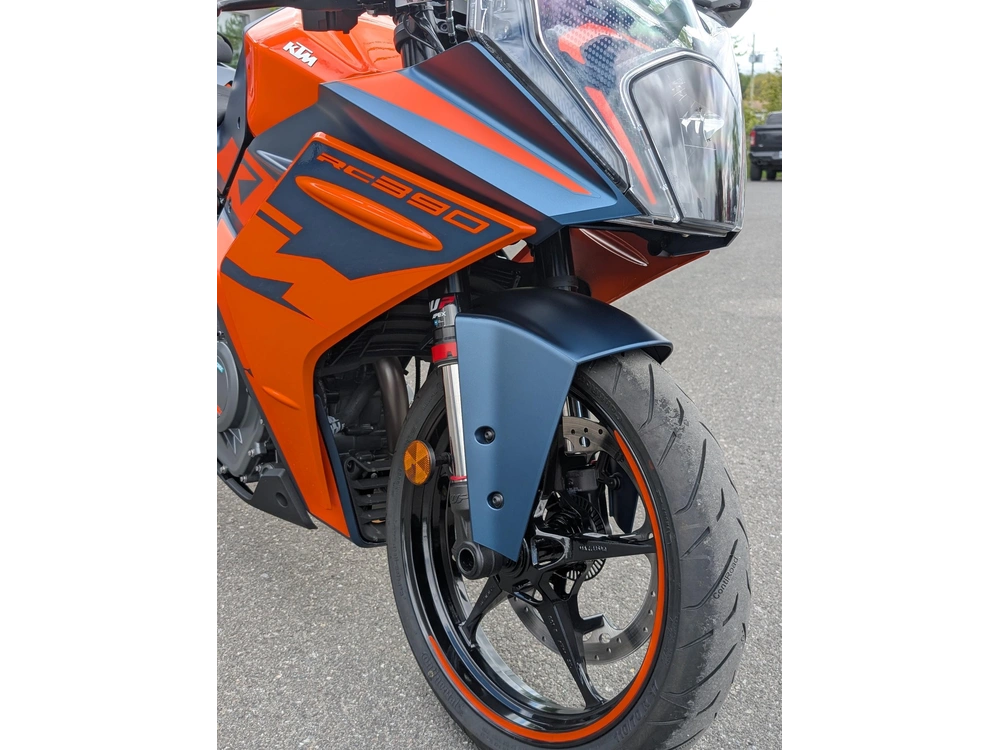 Ktm Rc 390 Rc390 🎯 Moto Sport 210km Ninja 400 R3 Cbr500r Lightweight Performance Presque Neuve 🟢 2023 alt