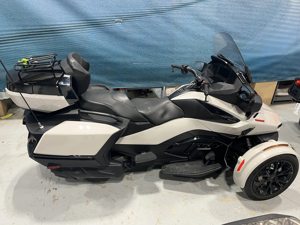 2020 Can-am G1la alt