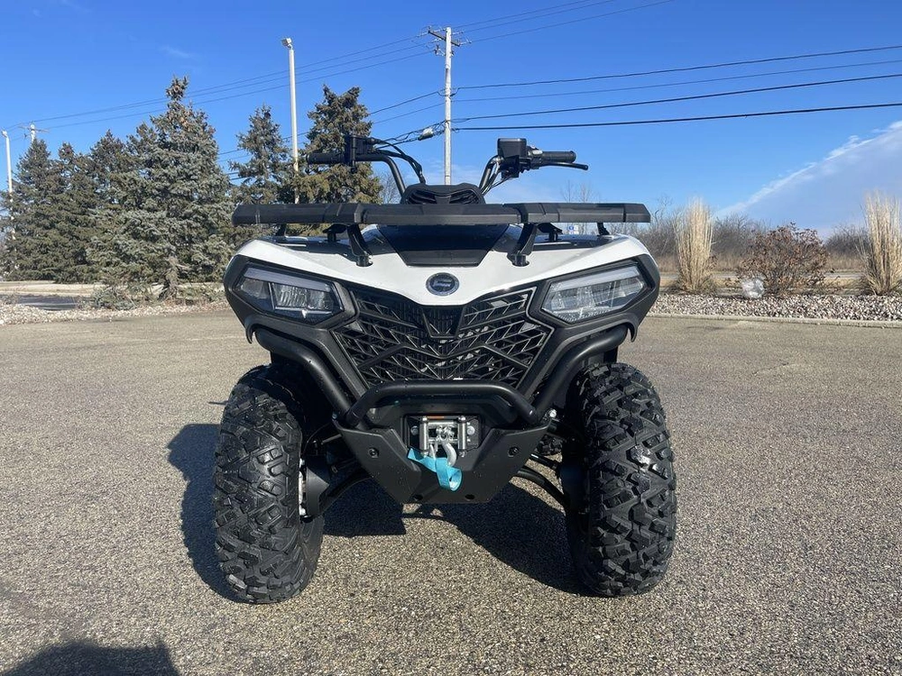 2026 Cfmoto Cforce 500 alt