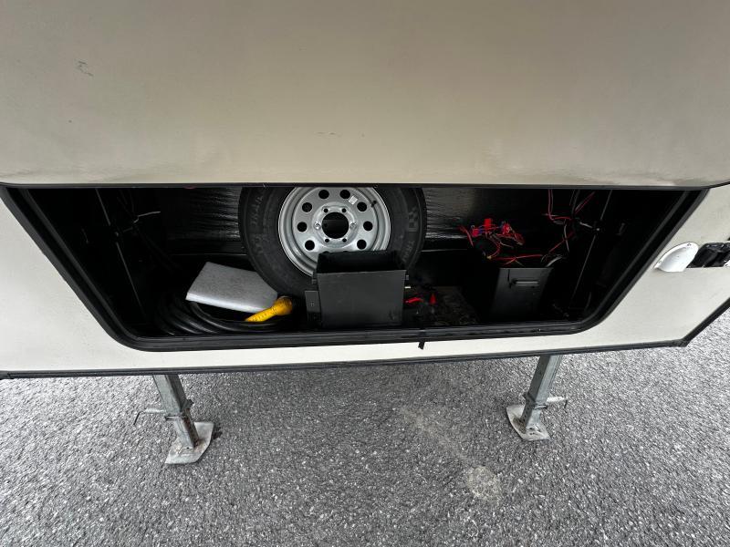 2019 Keystone RV Cougar thumbnail 5