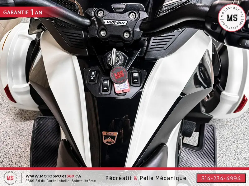 2024 Can-Am SPYDER RT LIMITED SEA TO SKY BAS MILAGE ! thumbnail 13