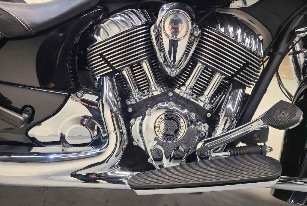 2017 Indian Motorcycle CHIEFTAIN thumbnail 5