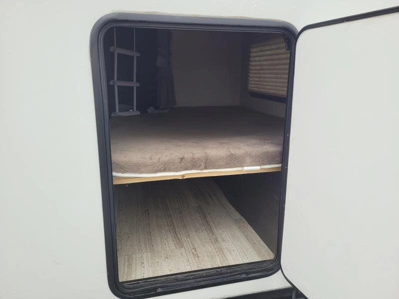Coachmen Northern Spirit 2342bh 2019 alt