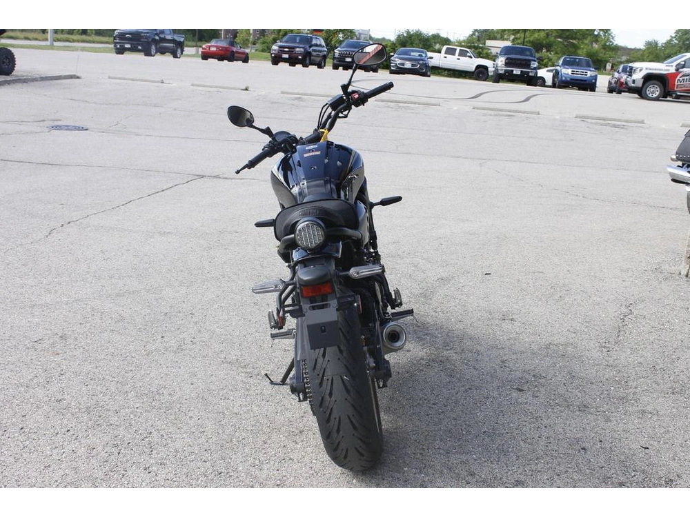 2026 Yamaha Xsr700 alt