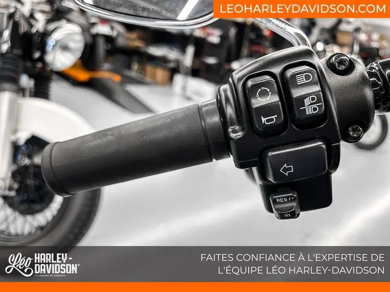 2022 Harley-Davidson FLFBS Fat Boy thumbnail 17