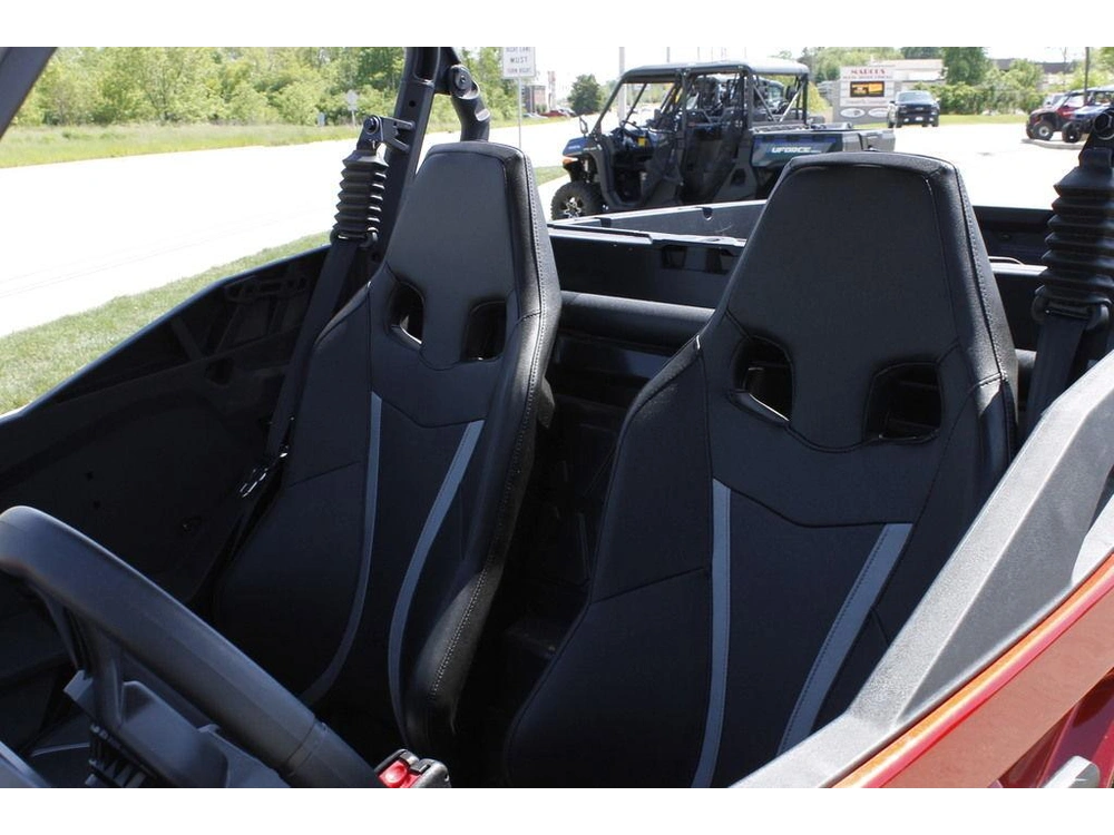 2026 Can-am Commander Xt 1000r alt