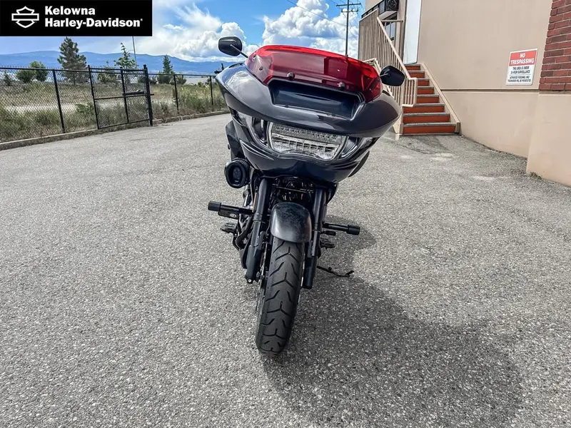 2026 Harley-Davidson FLTRXSTSE - CVO™ Road Glide® ST thumbnail 2