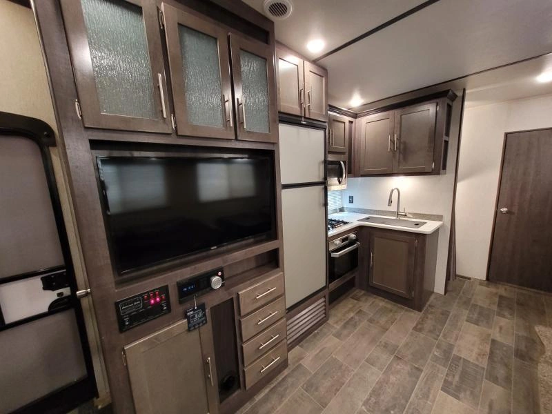 Crossroads Cruiser 30bh 2019 alt