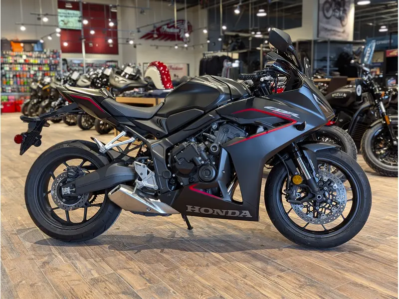 2024 Honda CBR650R // Matte Gunpowder Black Metallic thumbnail 2