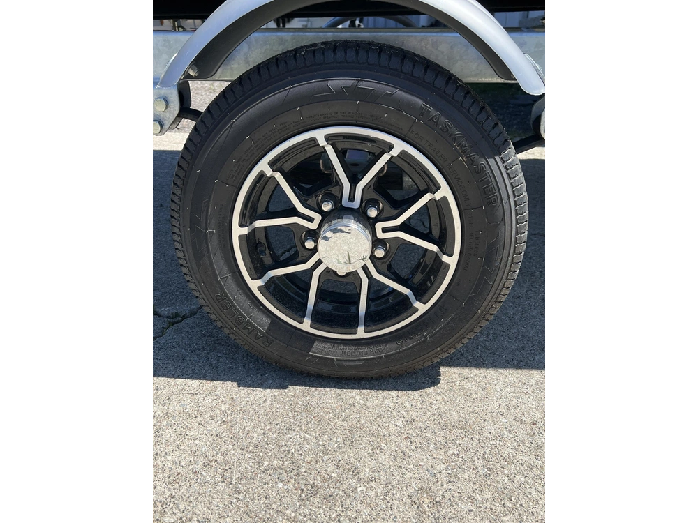 2026 Lowe Boats 1648 Aura 20" alt