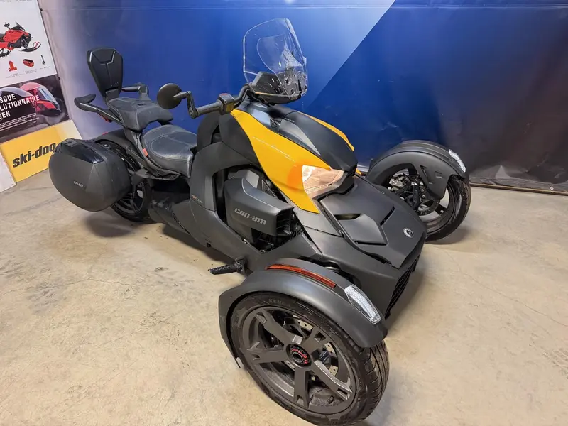 2021 Can-Am RYKER 900 ACE thumbnail 2