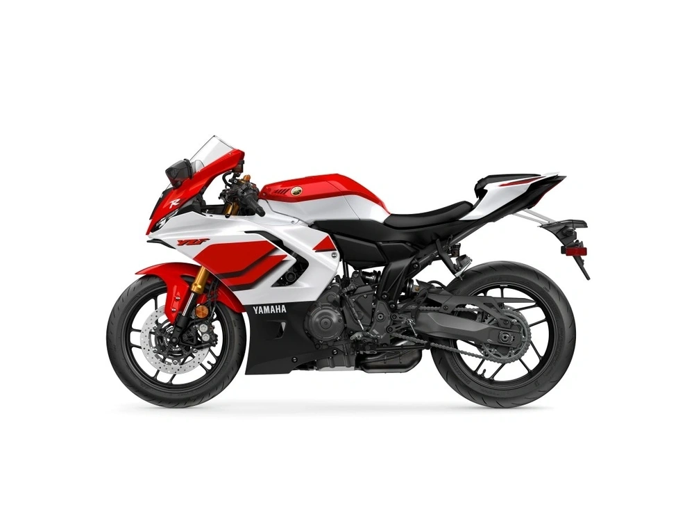 2026 Yamaha Yzf-r7 70th Anniversary Edition alt