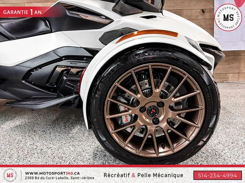 2024 Can-Am SPYDER RT LIMITED SEA TO SKY BAS MILAGE ! thumbnail 6