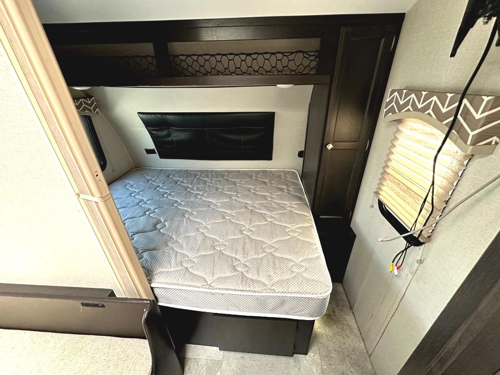 Venture Rv Sonic Lite 168vrb 2019 alt
