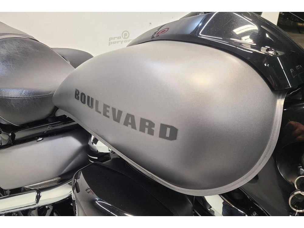 2019 Suzuki Boulevard M50 alt
